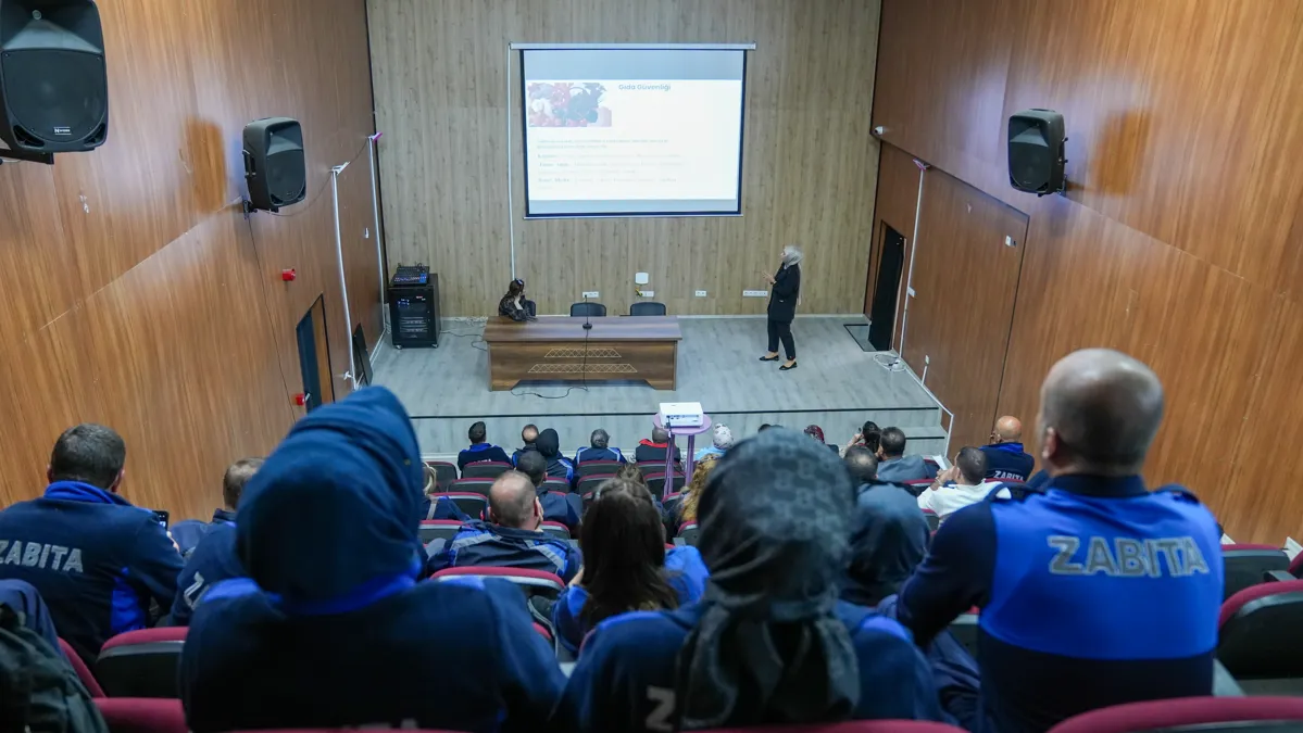 Zabıta ekiplerine gıda güvenliği eğitimi verildi