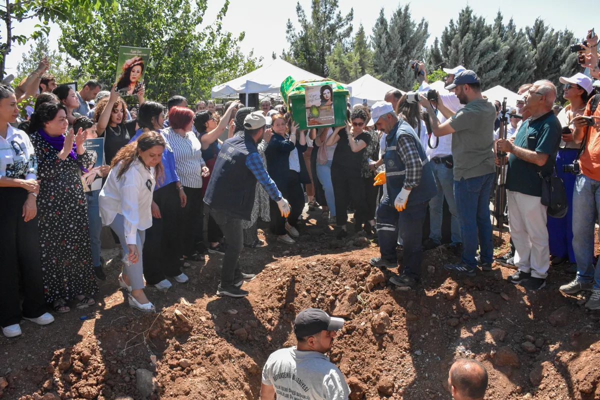 Ayşe Şan’ın naaşı 29 yıl sonra Diyarbakır’a getirildi