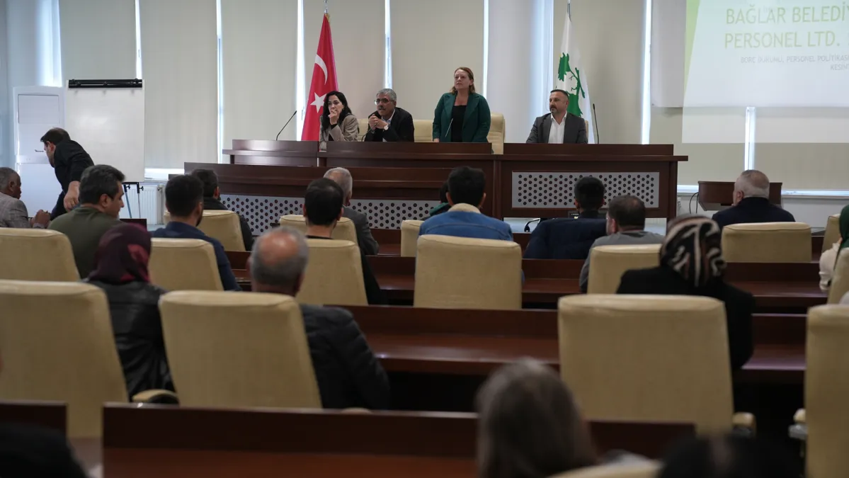 Eşbaşkanlar belediye emekçileriyle bir araya geldi