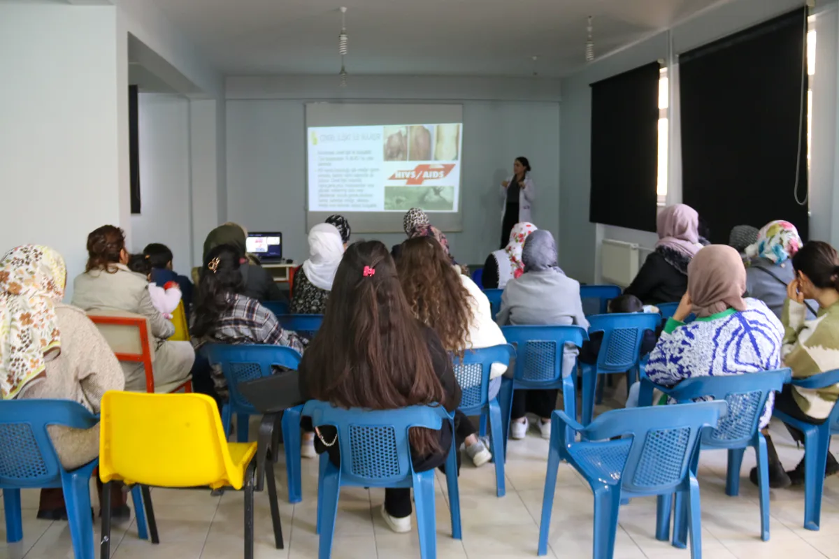 Kadınlar için HIV-AIDS’e karşı farkındalık  semineri düzenlendi