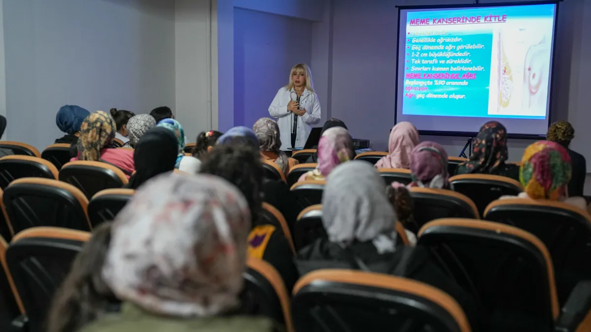 Kadınlar için Kürtçe sağlık semineri düzenlendi