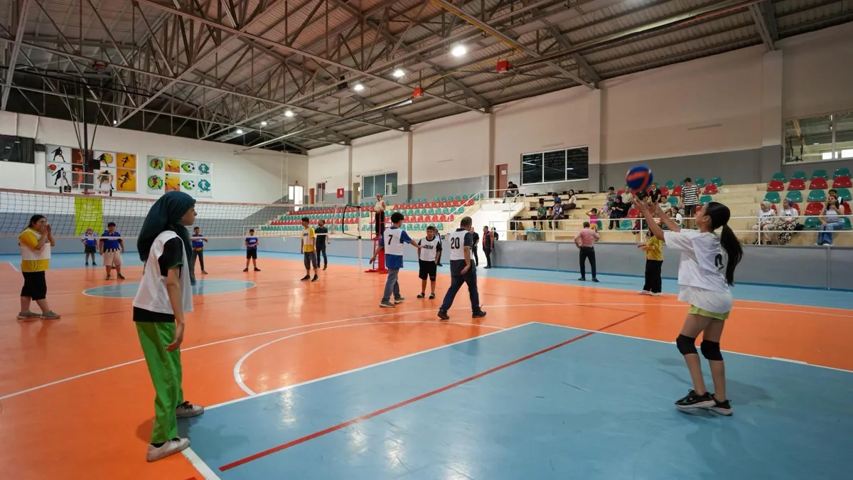  Rehabilitasyon Merkezleri Voleybolda Buluştu