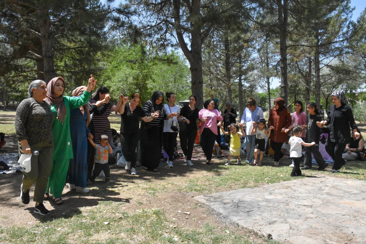 Kadınlar için etkinlikler sürüyor