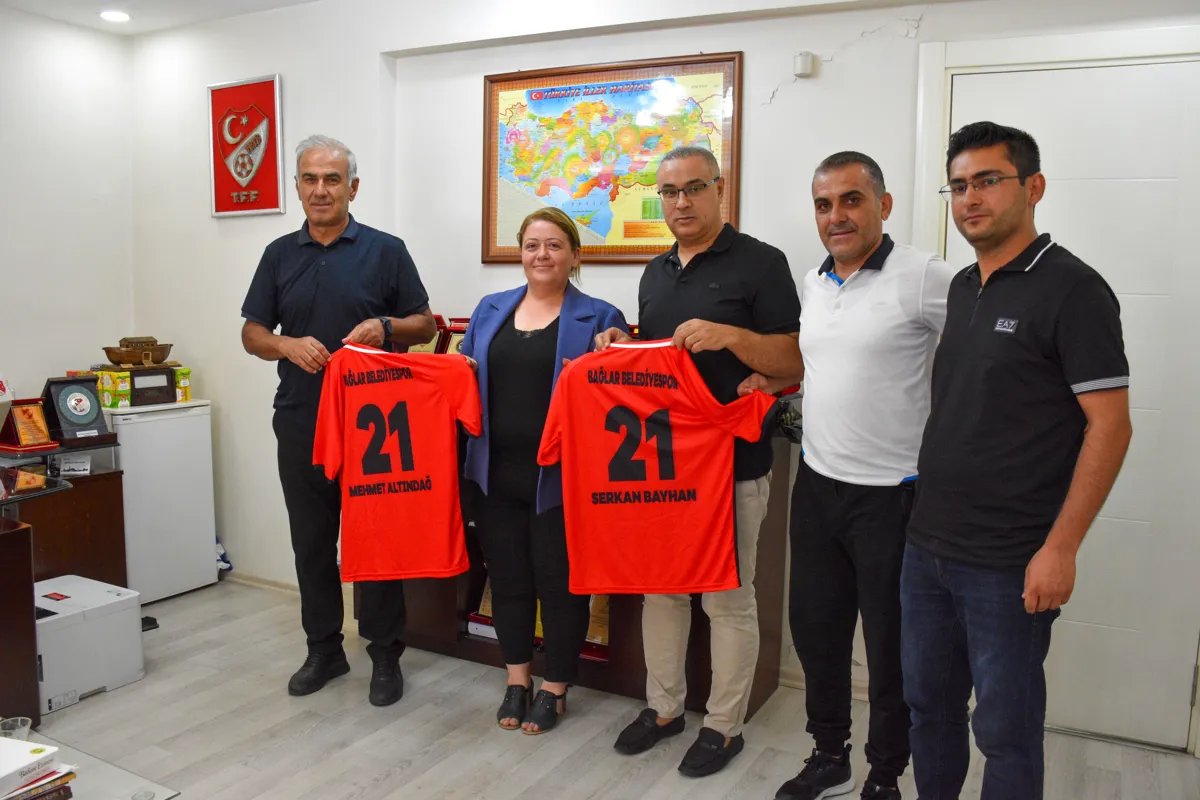 Eş Başkan Ayaz spor kurumlarını ziyaret etti: Bağlar için birlikte harekete geçelim