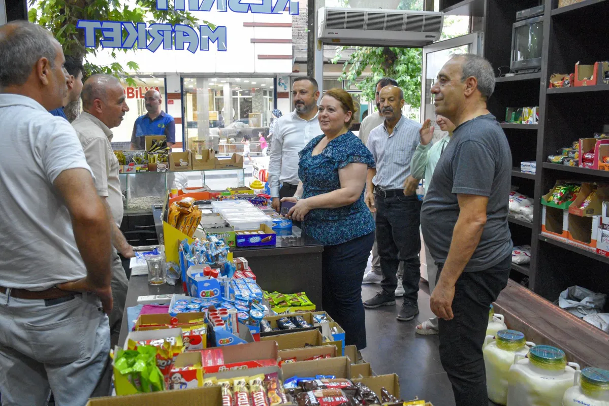 Eşbaşkanların esnaf ziyaretleri devam ediyor
