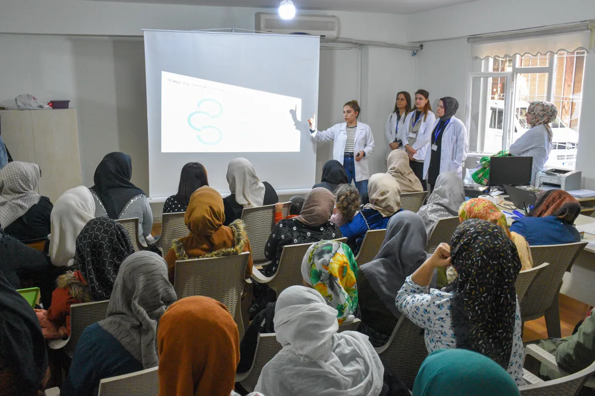 Kadınlar için ilk yardım eğitimi verildi