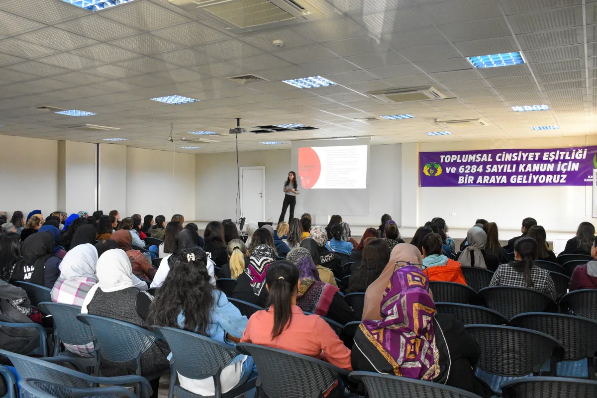 Kadın personellere ‘toplumsal cinsiyet’ ve 6284 Sayılı Kanun hakkında seminer verildi