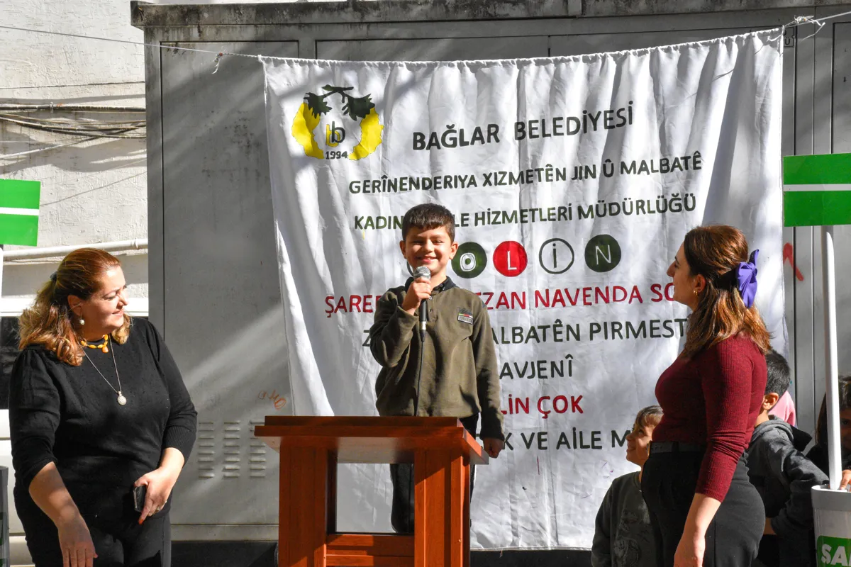 Çocuklar kürsüye çıktı: Temiz ve barış dolu bir dünya istiyoruz