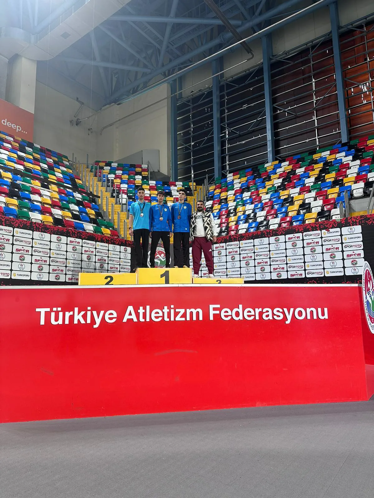 Genç Atletler 2 Türkiye Şampiyonluğu Kazandı