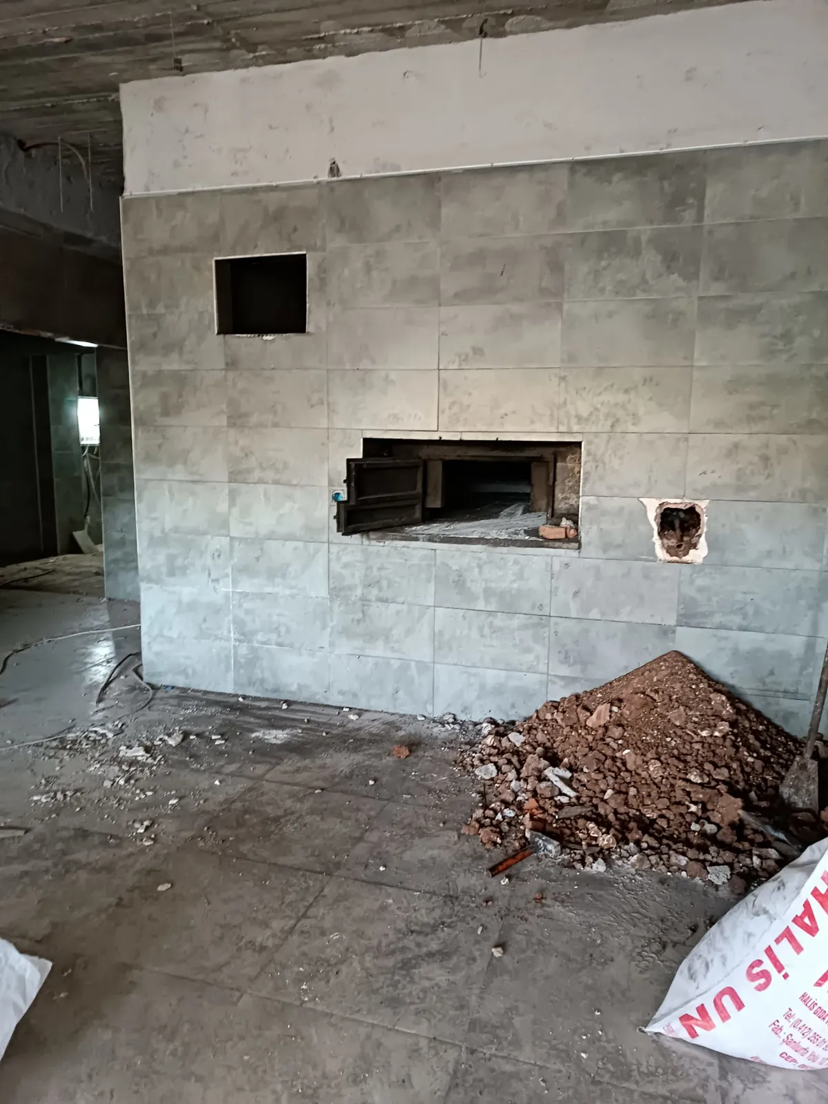 Halkımızın sağlığı ve güvenliği önceliğimiz. 