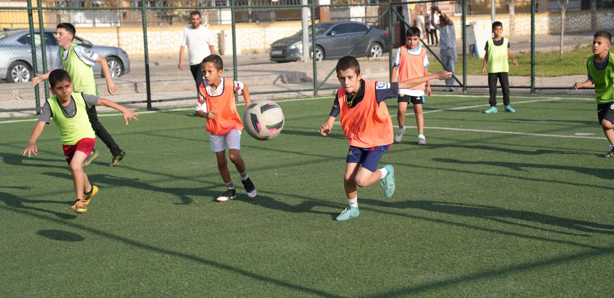 Eş Başkanları futbol turnuvasında çocuklarla buluştu