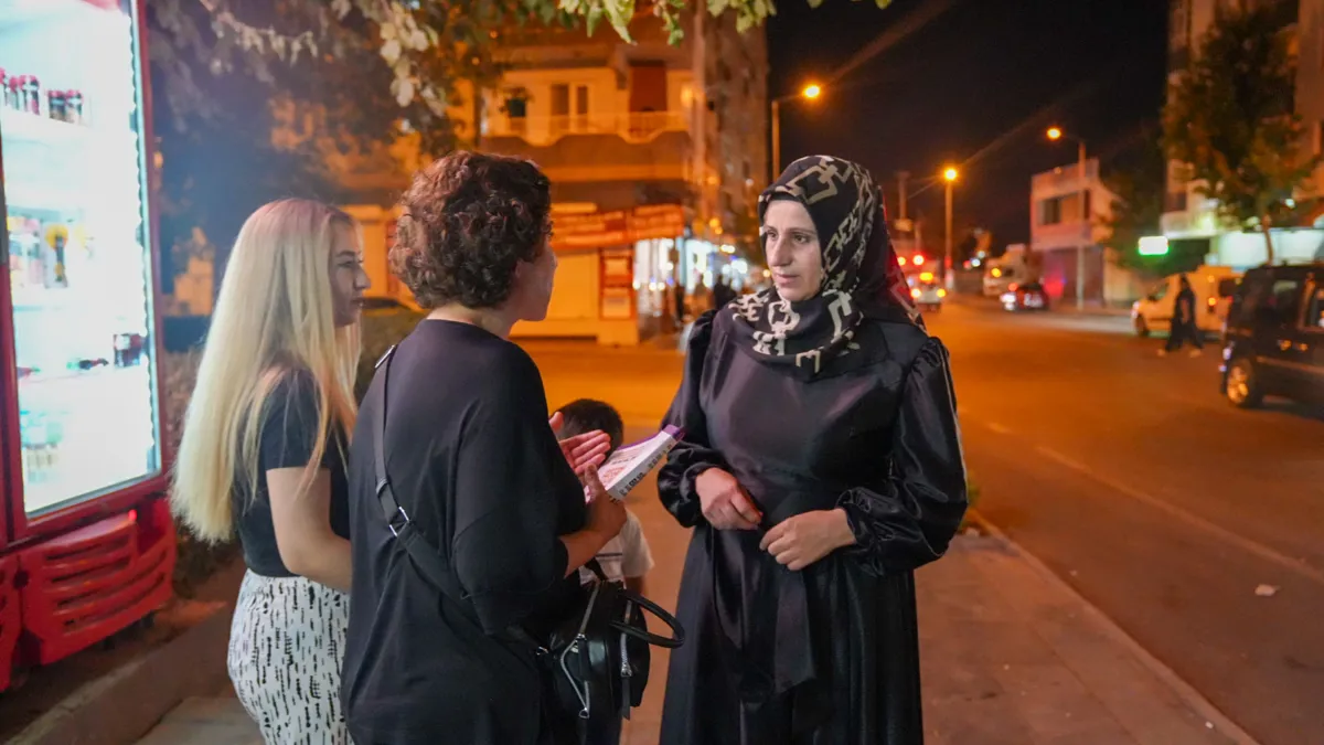 Kadına yönelik şiddete karşı farkındalık çalışmaları sürüyor