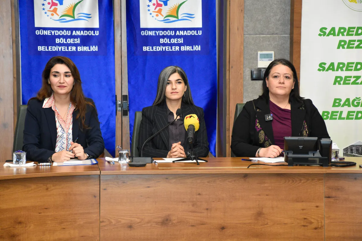 Eş Başkan Ayaz: Kadın yoksulluğuna karşı mücadelemizi sürdüreceğiz