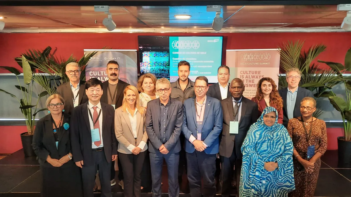 Eşbaşkan Çelik, Barcelona'da belediye başkanları buluşmasına katıldı